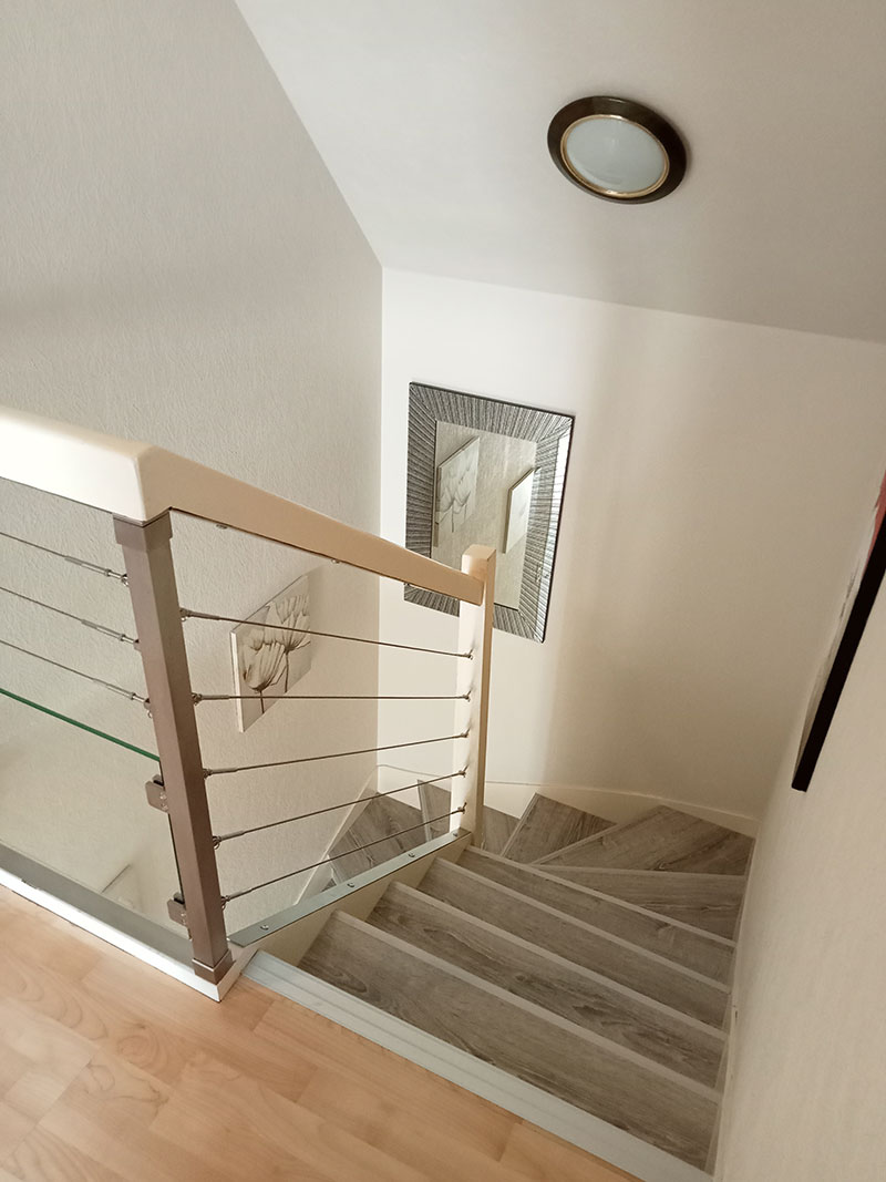 Maytop, installation de rampe d'escalier